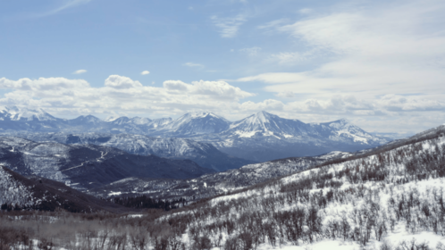 (4K) Aerial Rocky Mountains Landscape 1 Effect